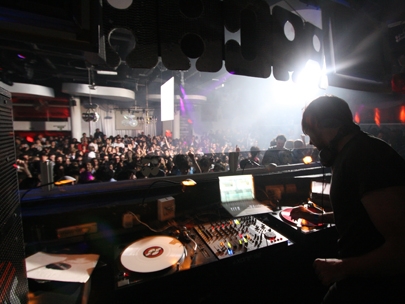 troy pierce behind the wheel