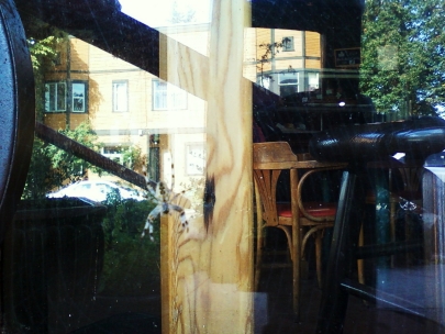 i suppose the web could be of love