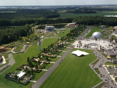 sunny visit to the floriade