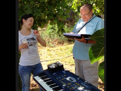 le encant� el regalo! gracias a todos por hacerlo posible!!!!! 