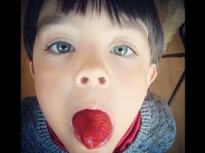 lengua de fresa sabor de amor